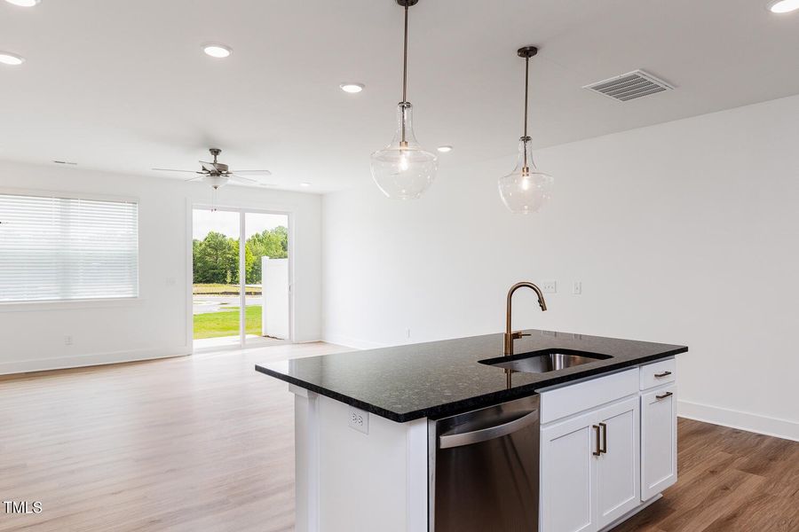 RDU_VaughanFarms_TH_Lot25_Aurora_QMI_kit