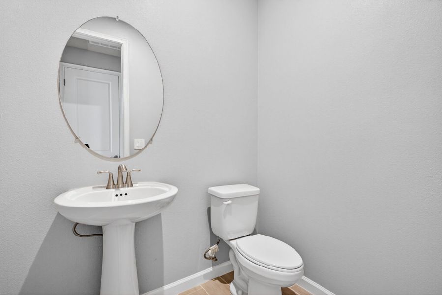 Furnished interior view inside a new home in Crosswind Ranch, Parrish (Image 5).