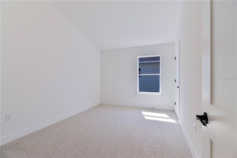 Spacious, unfurnished interior of a new home in Briarwood, Alachua (Image 18). Spacious, unfurnished interior of a new home in Briarwood, Alachua (Image 18).