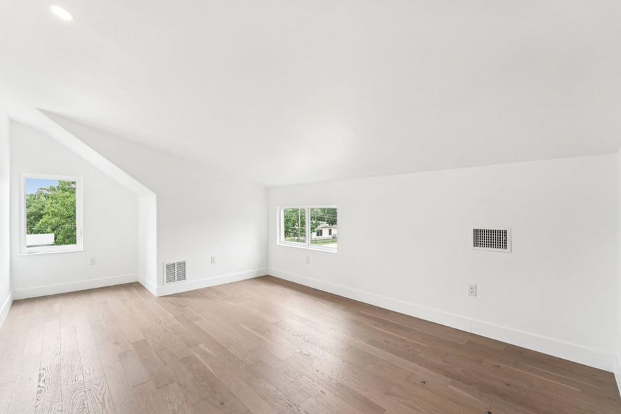 Additional living space on the third floor Additional living space on the third floor