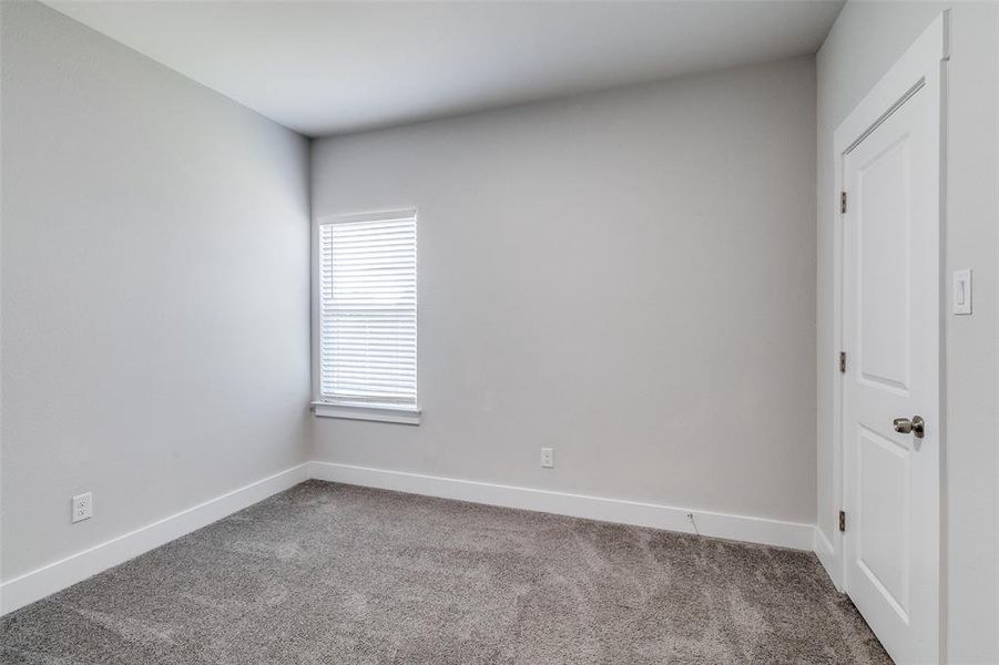 Spacious, unfurnished interior of a new home in , Dallas (Image 15).