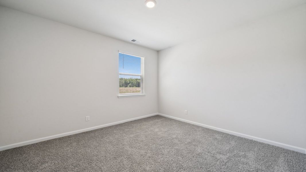 Spacious, unfurnished interior of a new home in Tooley Harbor, Elizabeth City (Image 19).
