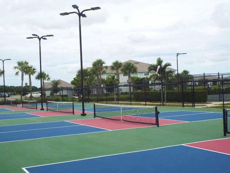 8 Pickleball Courts