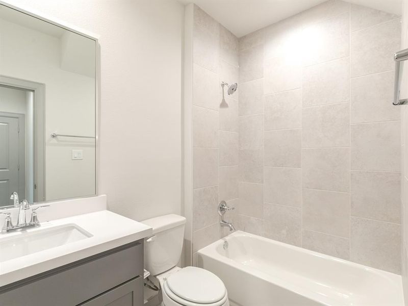 Image 7 of a home in The Emile District.