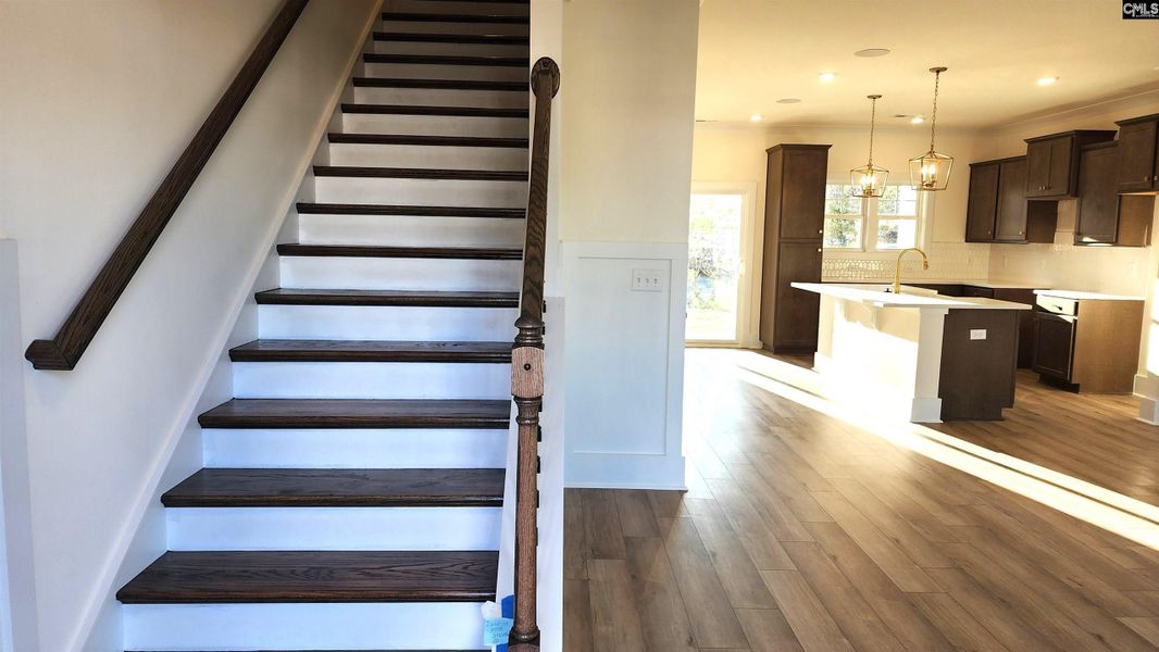 Spacious, unfurnished interior of a new home in Bickley Station, Irmo (Image 10).