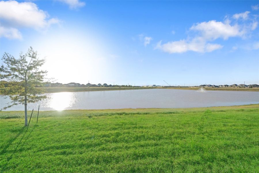 Natural landscape and outdoor views near Sunterra in Katy (Image 28). Natural landscape and outdoor views near Sunterra in Katy (Image 28).