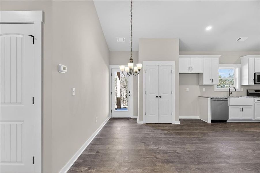 Spacious, unfurnished interior of a new home in , Douglasville (Image 29). Spacious, unfurnished interior of a new home in , Douglasville (Image 29).