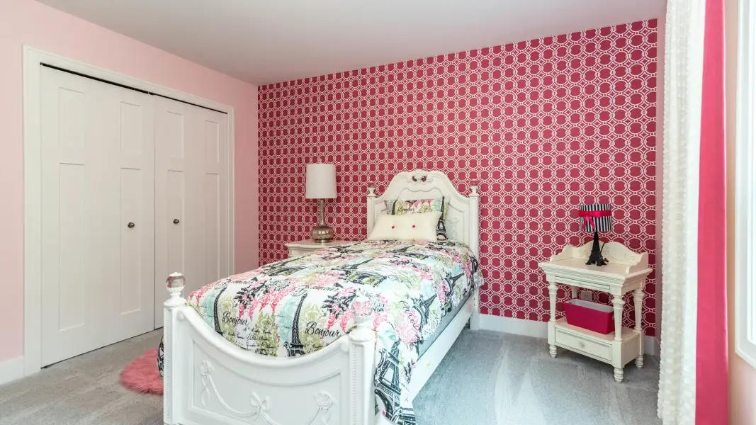 Representative furnished interior of a home built from the The Yorkshire by Norfolk Homes in Offsite Builds Southern Michigan, Ann Arbor (Image 34).