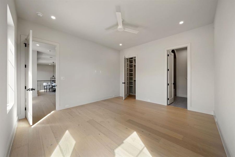 Spacious, unfurnished interior of a new home in , Dallas (Image 23).
