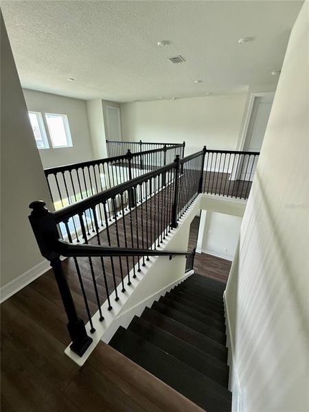 Spacious, unfurnished interior of a new home in , Orlando (Image 49).