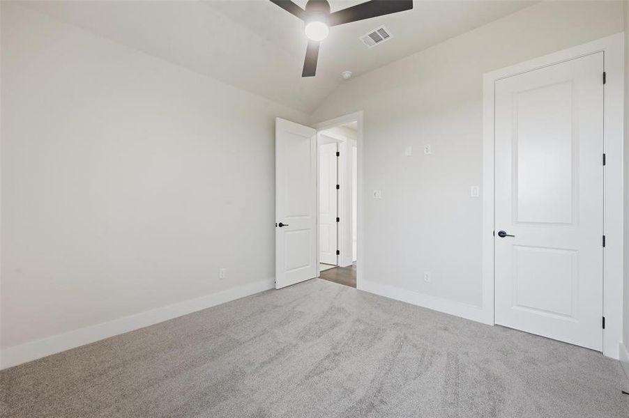 Spacious, unfurnished interior of a new home in , Aledo (Image 22).