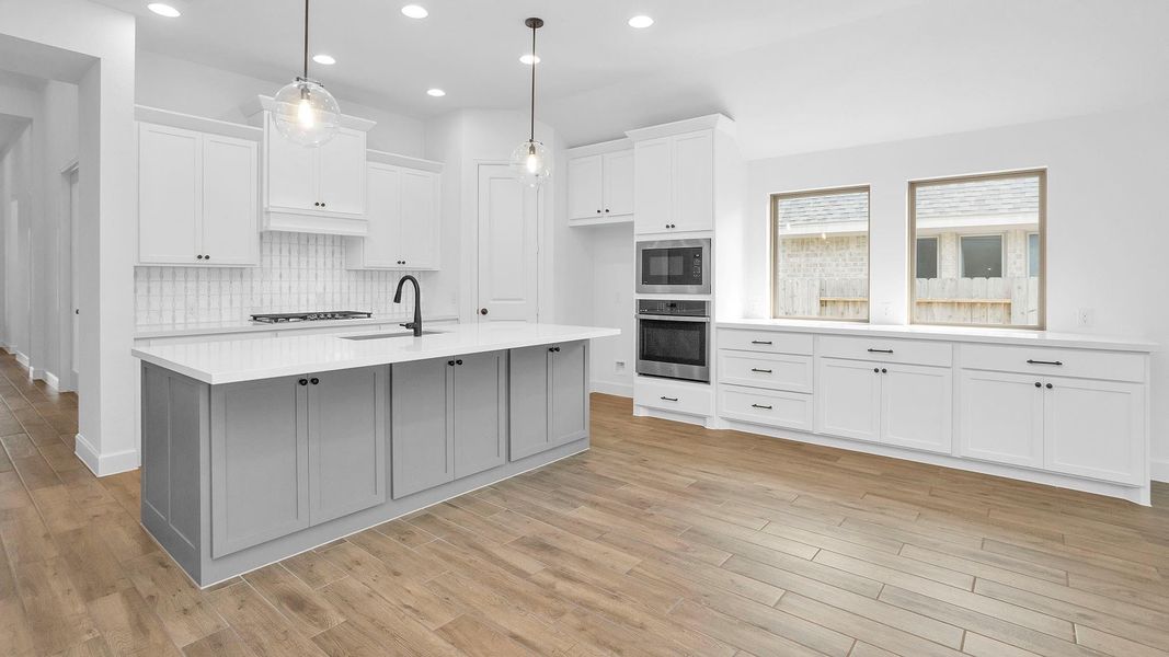 Furnished interior view inside a new home in Evergreen 50', Conroe (Image 6). Furnished interior view inside a new home in Evergreen 50', Conroe (Image 6).