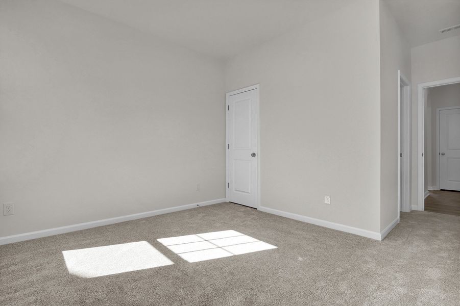 Spacious, unfurnished interior of a new home in Grand Park, Leland (Image 38).