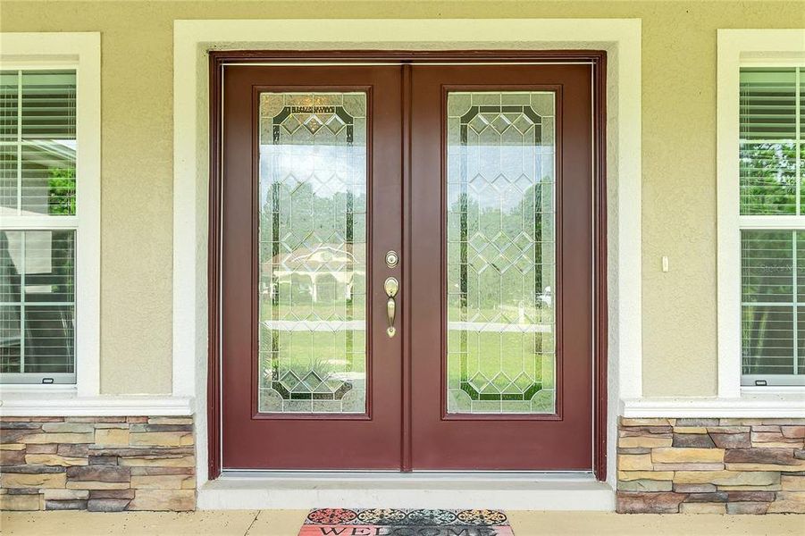 Exterior details and patio area of a home in , Beverly Hills (Image 19). Exterior details and patio area of a home in , Beverly Hills (Image 19).