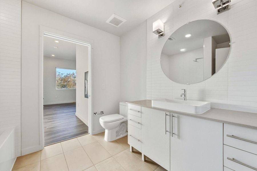 Furnished interior view inside a new home in , Austin (Image 5). Furnished interior view inside a new home in , Austin (Image 5).