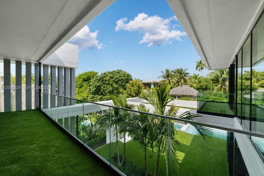 Exterior details and patio area of a home in , Miami Beach (Image 34).