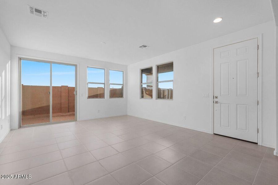 14615 W Sand Hills Rd ~ Ready Now!