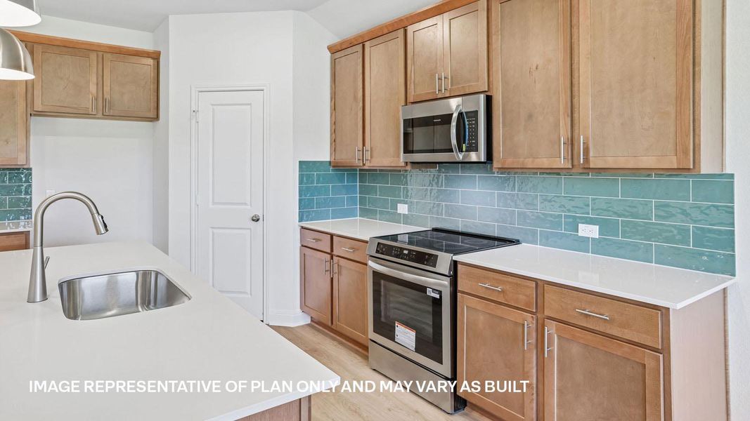 Furnished interior view inside a new home in Riverview, Georgetown (Image 8).