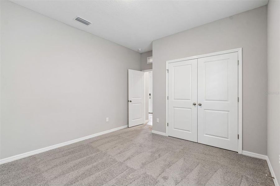 Spacious, unfurnished interior of a new home in Deerbrook, Land O' Lakes (Image 62).