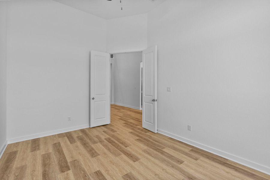 4br New Home in Liberty Hill, TX.  - Slide 27