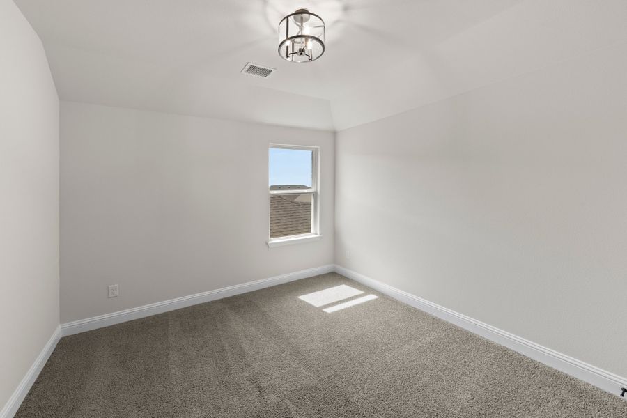 Representative unfurnished interior of a home built from the Honor by Rockwell Homes in Creekside, Royse City (Image 57).