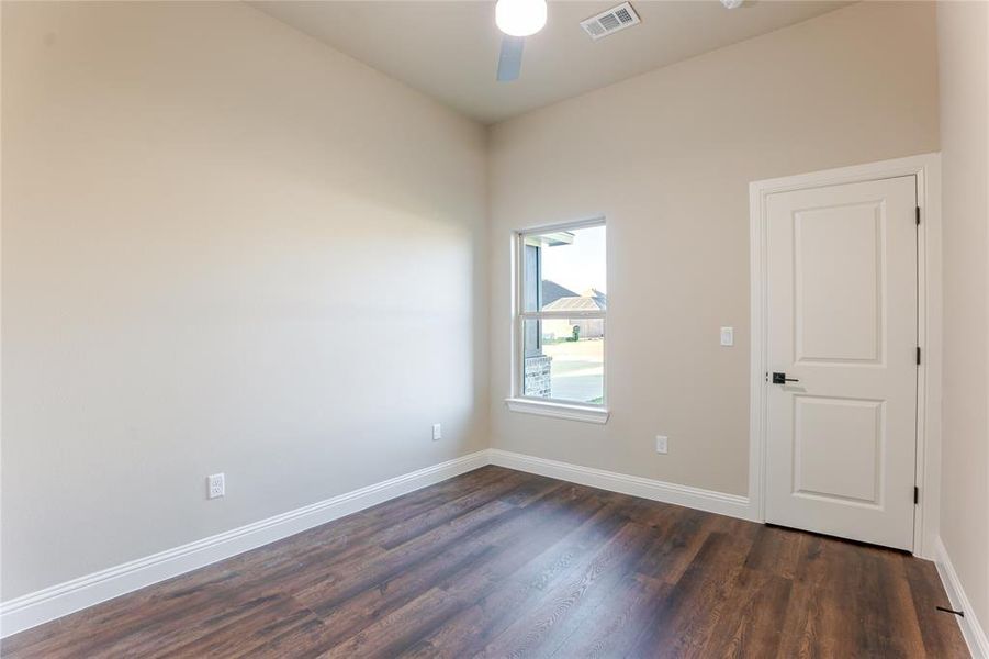 Spacious, unfurnished interior of a new home in , Tolar (Image 23). Spacious, unfurnished interior of a new home in , Tolar (Image 23).