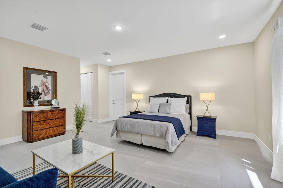 Furnished interior view inside a new home in , Jupiter (Image 59).