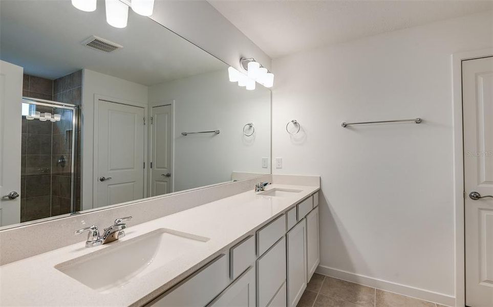 Owner's Bathroom w/Dual Sinks