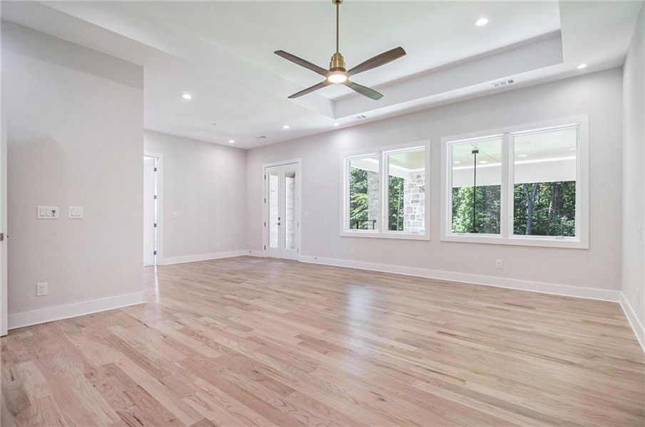 Spacious, unfurnished interior of a new home in , Alpharetta (Image 21).