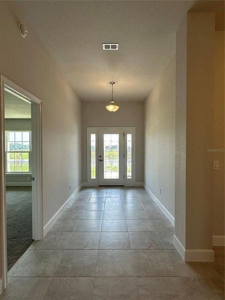Spacious, unfurnished interior of a new home in Ocala Crossings South, Ocala (Image 17).
