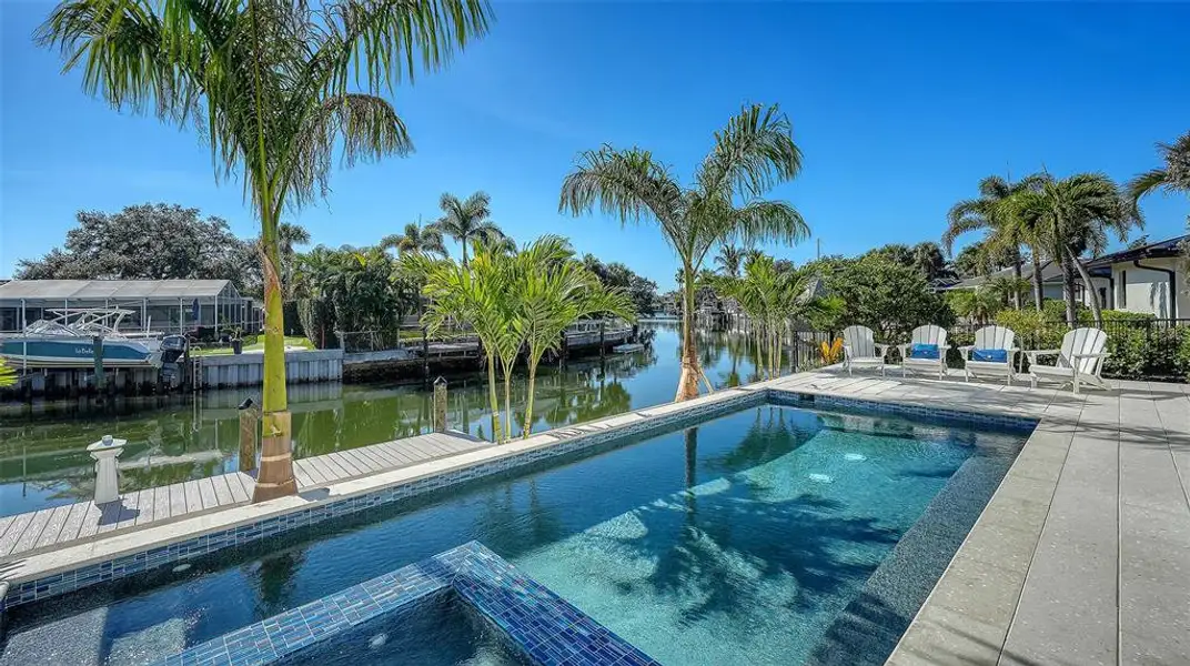 Community amenities in , Sarasota (Image 65).