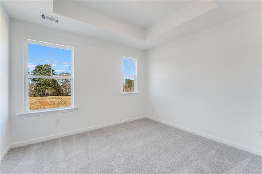 Spacious, unfurnished interior of a new home in Rosewood Farm, Lawrenceville (Image 19).