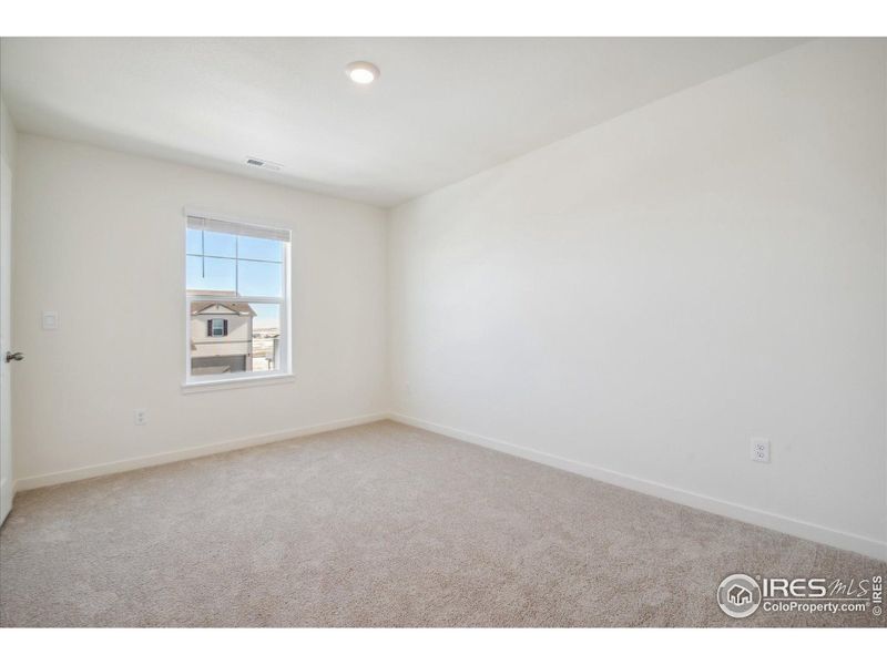 Spacious, unfurnished interior of a new home in Westgate, Greeley (Image 15).