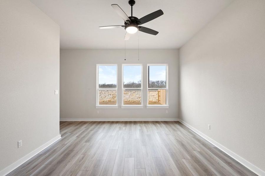 Spacious, unfurnished interior of a new home in Lagos Reserve, Manor (Image 26).