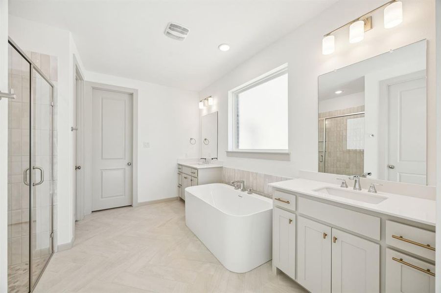 Plenty of room for two in this dream owner's bath!
