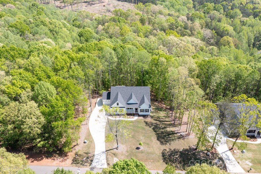 Image 23 of a home in Harbor Watch.