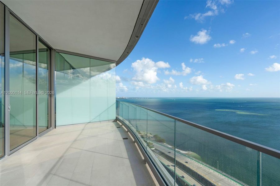 Condo located in Miami, FL showcasing its design and architecture (Image 29). Condo located in Miami, FL showcasing its design and architecture (Image 29).
