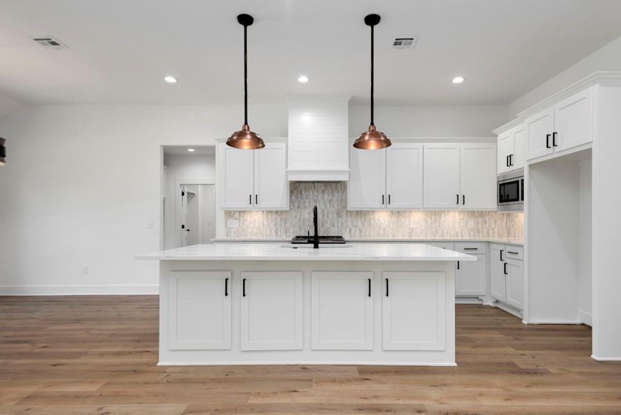 Furnished interior view inside a new home in , Brookeland (Image 15).