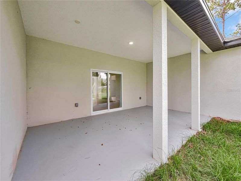 Image 14 of a home in .