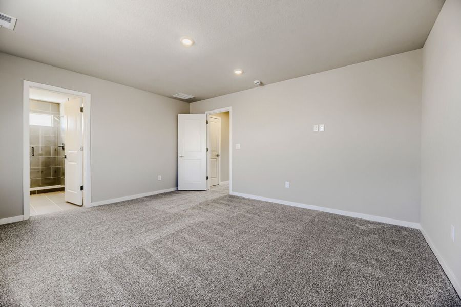 New Home in Parker, CO.  - Slide 15