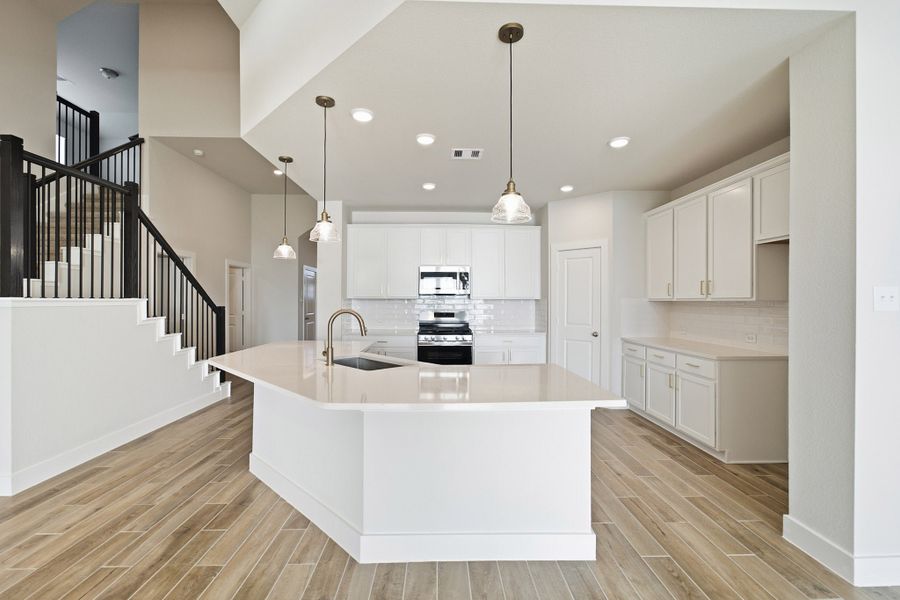 Furnished interior view inside a new home in Ashland, Richwood (Image 10).