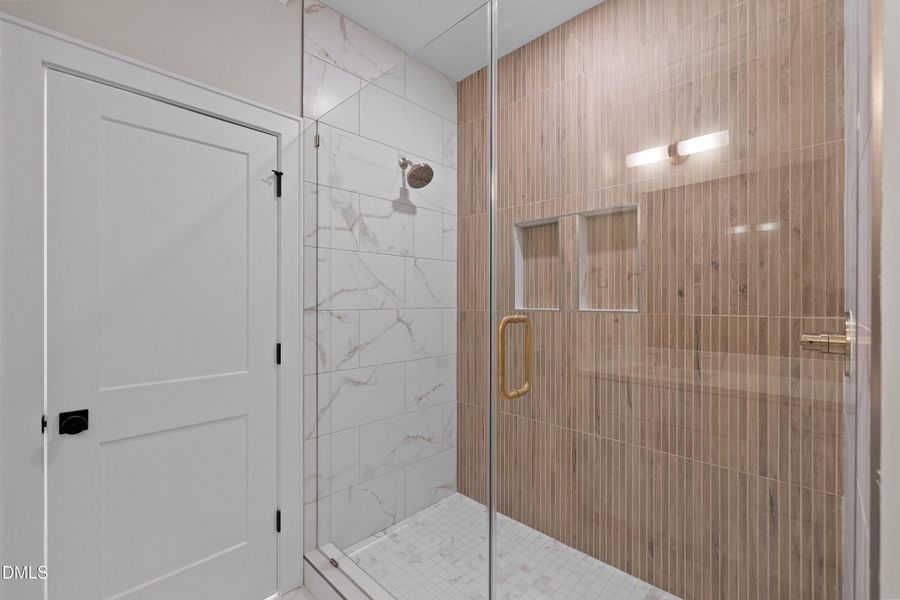 62-223 S West St _1837 62-223 S West St _1837