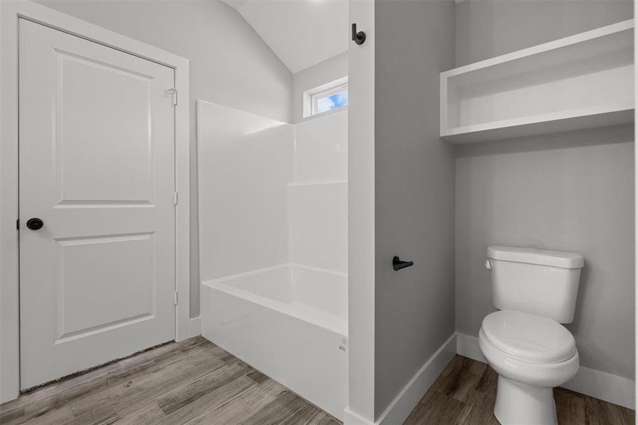Furnished interior view inside a new home in , Lindale (Image 5).