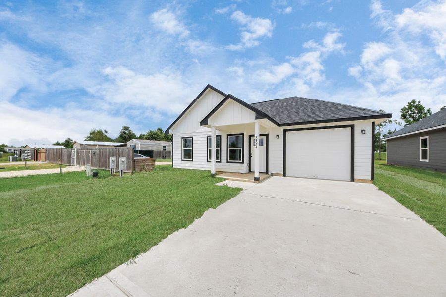 Image 22 of a home in . Image 22 of a home in .