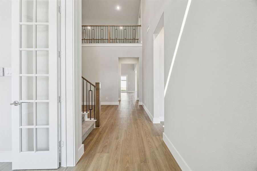 Spacious, unfurnished interior of a new home in Painted Tree Lakeside, McKinney (Image 20). Spacious, unfurnished interior of a new home in Painted Tree Lakeside, McKinney (Image 20).