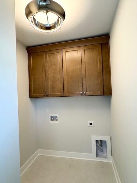 Spacious, unfurnished interior of a new home in Overlook at Copahee Sound, Awendaw (Image 35). Spacious, unfurnished interior of a new home in Overlook at Copahee Sound, Awendaw (Image 35).