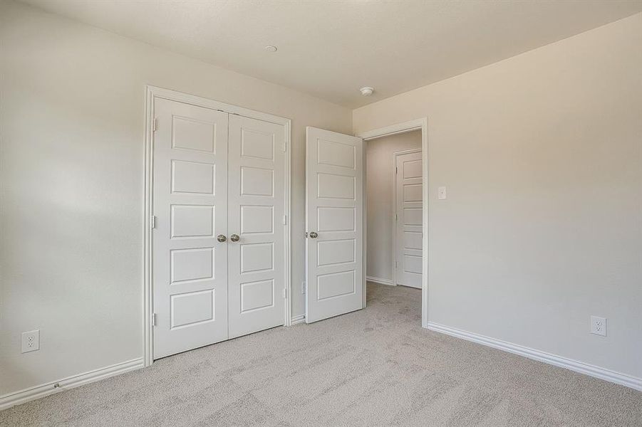 Spacious, unfurnished interior of a new home in , Mansfield (Image 33).