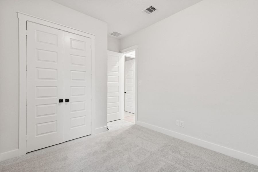 Spacious, unfurnished interior of a new home in The Highlands - Grove Collection, Porter (Image 22).