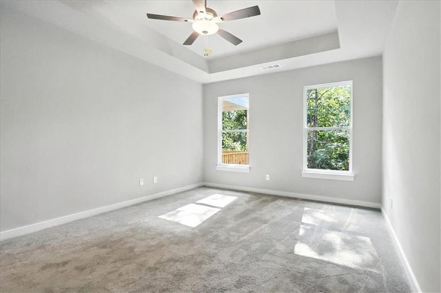 Spacious, unfurnished interior of a new home in , Jefferson (Image 46).