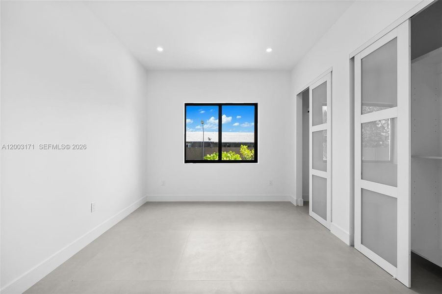 Spacious, unfurnished interior of a new home in , Homestead (Image 15).